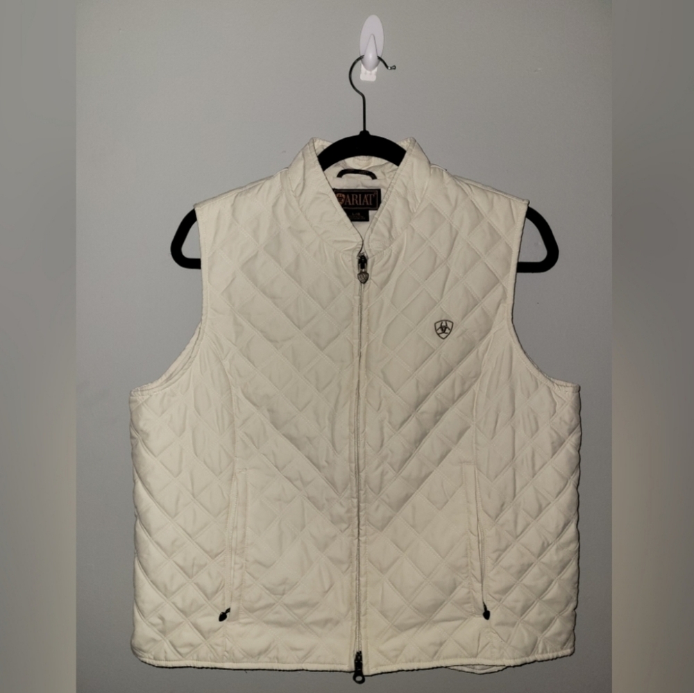 Large Off White Colored Ariat Quilted Vest